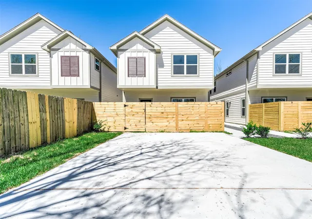 2020-hampton-st-a-b-houston-tx-77088/hzid_64beb260