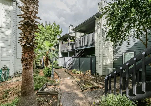 9009-richmond-ave-403-houston-tx-77063/hzid_6f75527b