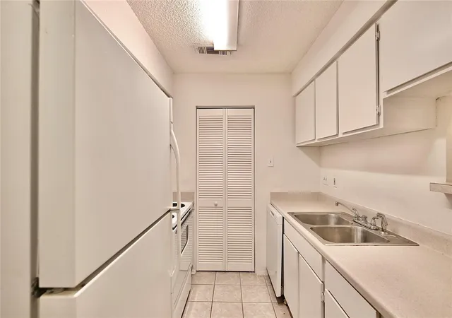 9407-pagewood-ln-houston-tx-77063/hzid_093ba2a3