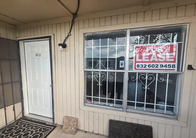 9898-club-creek-dr-1613-houston-tx-77036/hzid_1964e6c0