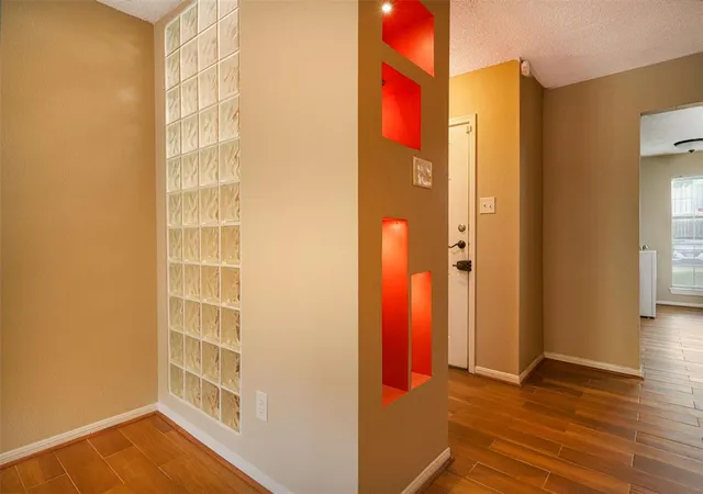 11201-lynbrook-dr-3610-houston-tx-77042/hzid_ac9b13f9