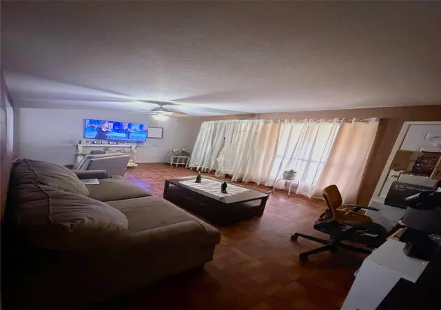781-country-pl-dr-1093-houston-tx-77079/hzid_ae837fc3