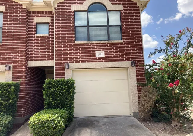 5941-south-loop-e-705-houston-tx-77033/hzid_83b4030d