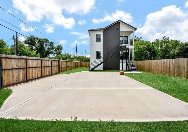 2707-kirk-st-houston-tx-77026/hzid_f94cd1f9