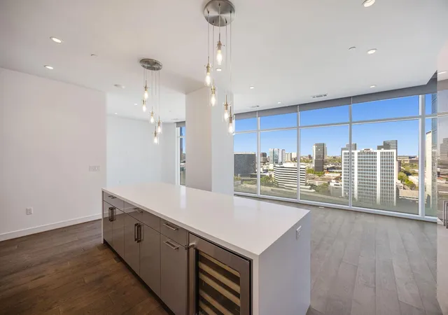 4521-san-felipe-st-1704-houston-tx-77027/hzid_2d16ba78