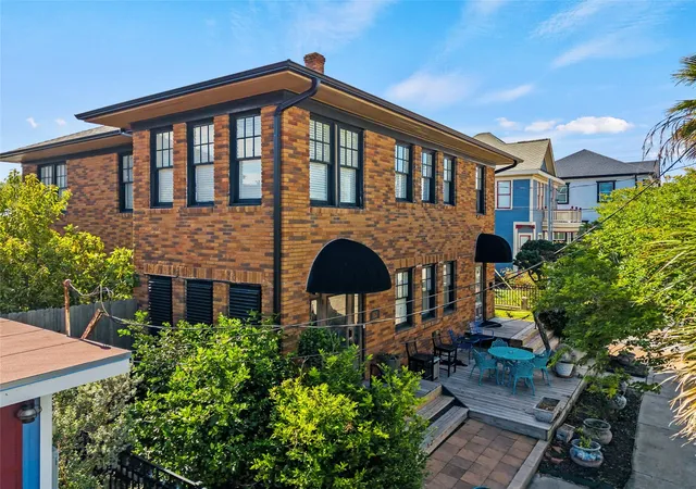 1821-25th-street-galveston-tx-77550/hzid_4a96ba8a