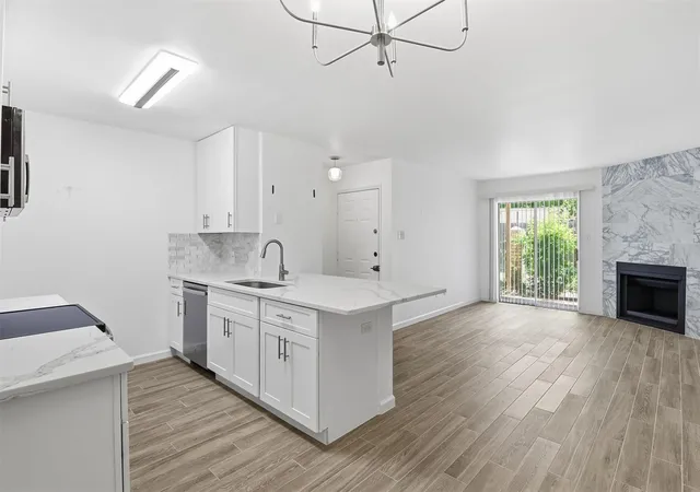 12550-whittington-dr-403-houston-tx-77077/hzid_4e2c92e8