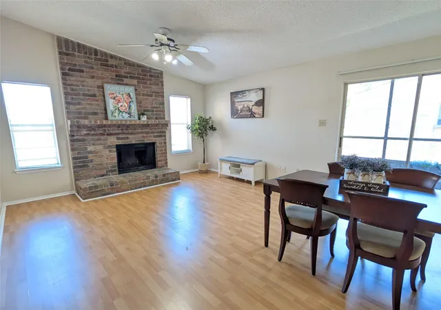 10555-turtlewood-ct-1903-houston-tx-77072/hzid_d6fb207a
