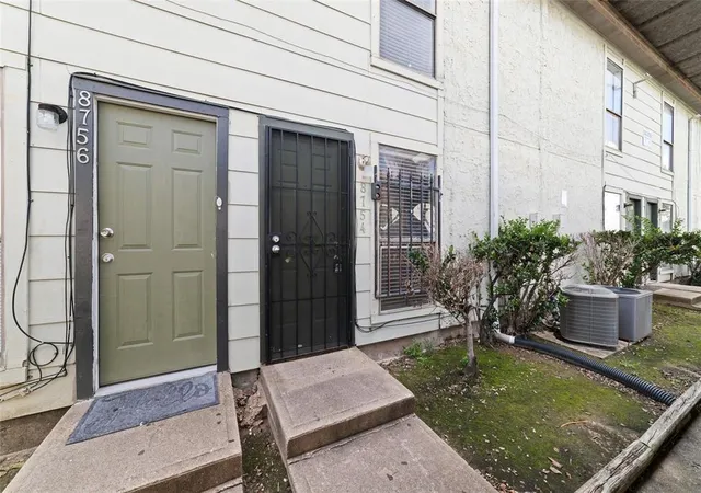 8754-village-of-fondren-dr-8754-houston-tx-77071/hzid_8b2feacc