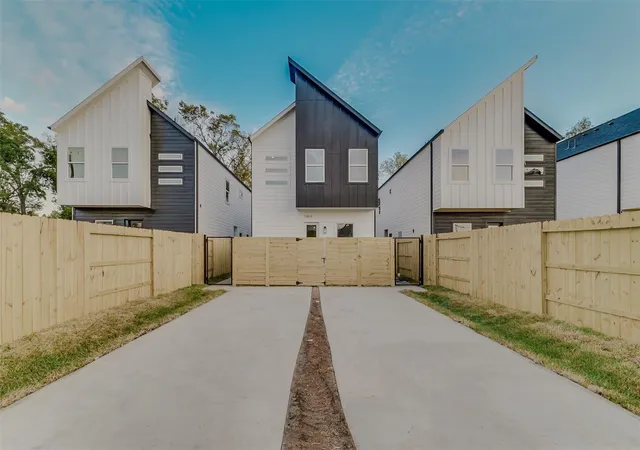5914-shelburne-st-humble-tx-77396/hzid_2d1593bb