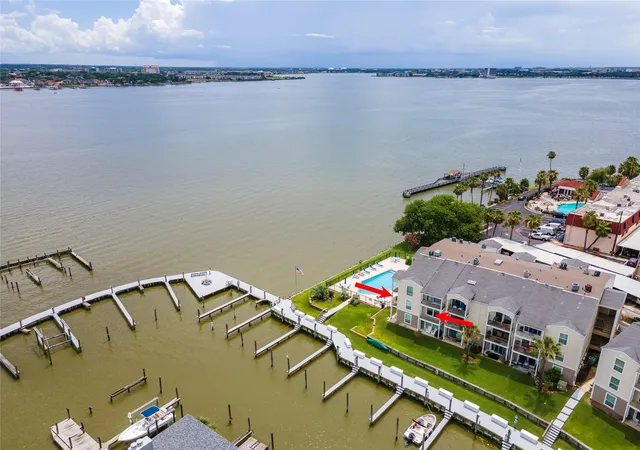200-yacht-club-ln-200-el-lago-tx-77586/hzid_948bc1ac