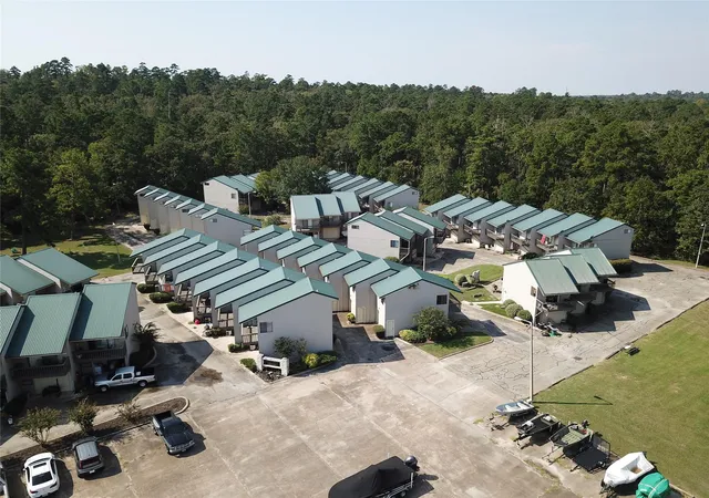 501-bass-boat-village-119-huntsville-tx-77320/hzid_621e649e