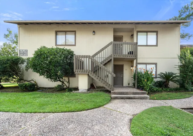 15919-golf-club-dr-112-crosby-tx-77532/hzid_aae12944