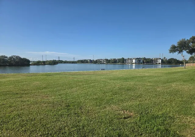 18800-egret-bay-blvd-1009-webster-tx-77058/hzid_2cd56cd1