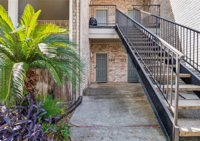 8100-cambridge-st-125-houston-tx-77054/hzid_a4e879f7