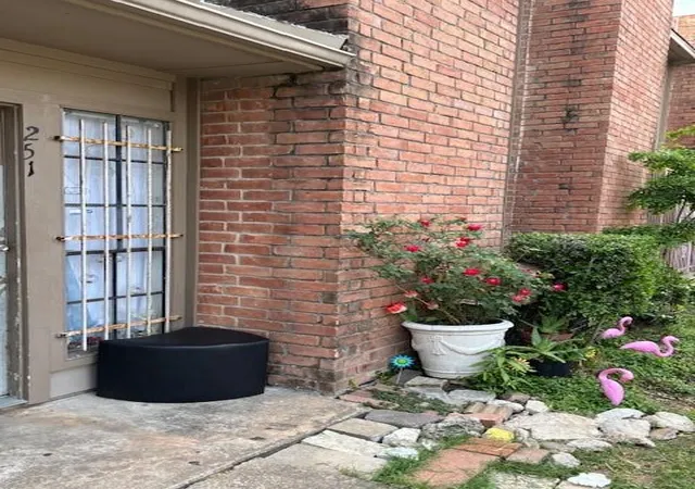 10501-south-dr-251-houston-tx-77099/hzid_26344c6b