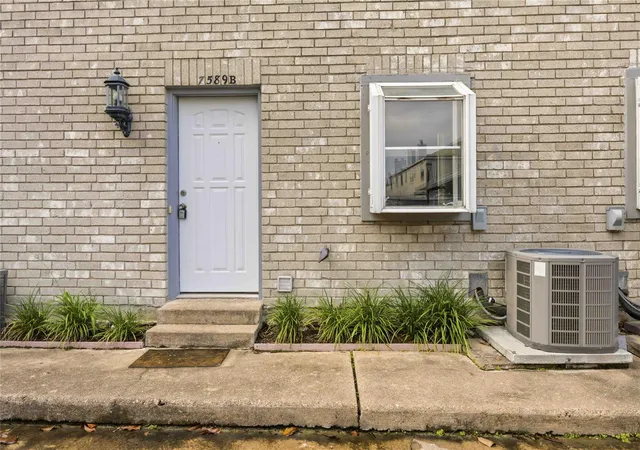 7589-cambridge-st-b-houston-tx-77054/hzid_09772b31