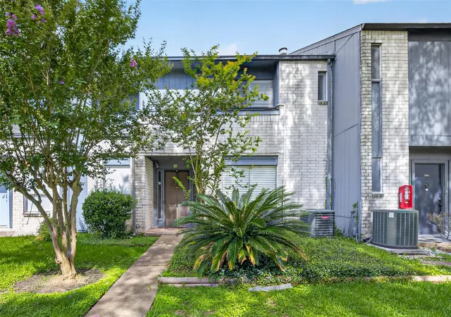 8310-augustine-dr-b-houston-tx-77036/hzid_fb1924ec