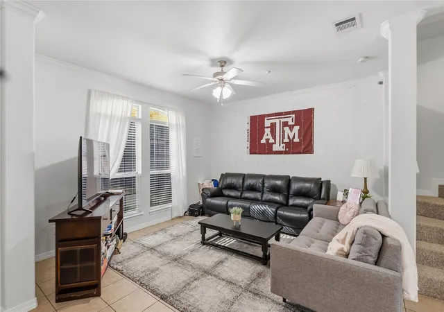 305-holleman-dr-e-801-college-station-tx-77840/hzid_978a2611