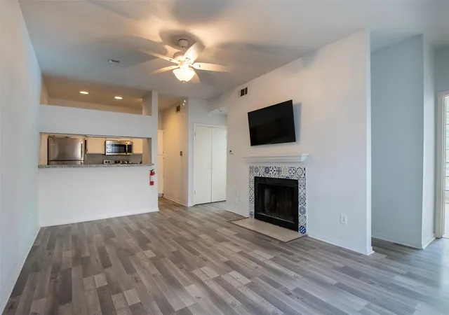 8055-cambridge-st-101-houston-tx-77054/hzid_0fc26811