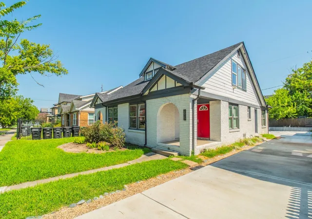 2613-2615-isabella-st-houston-tx-77004/hzid_5c8d0b8f