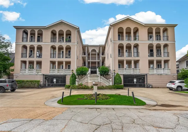 58-briar-hollow-ln-204-houston-tx-77027/hzid_a25a7286