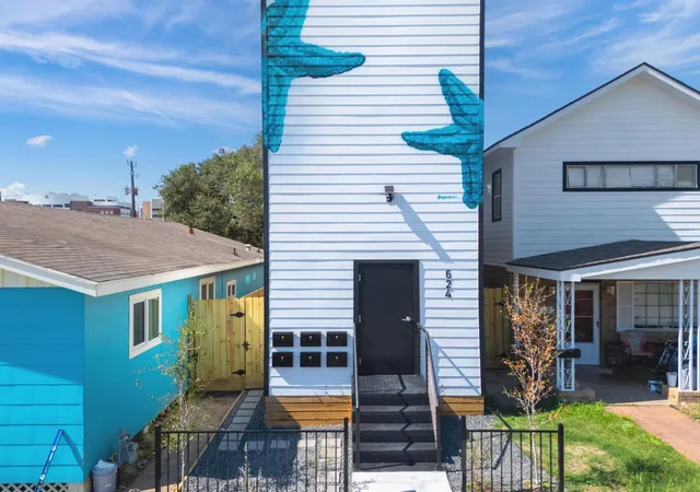 624-ave-h-galveston-tx-77550/hzid_a5f1d325