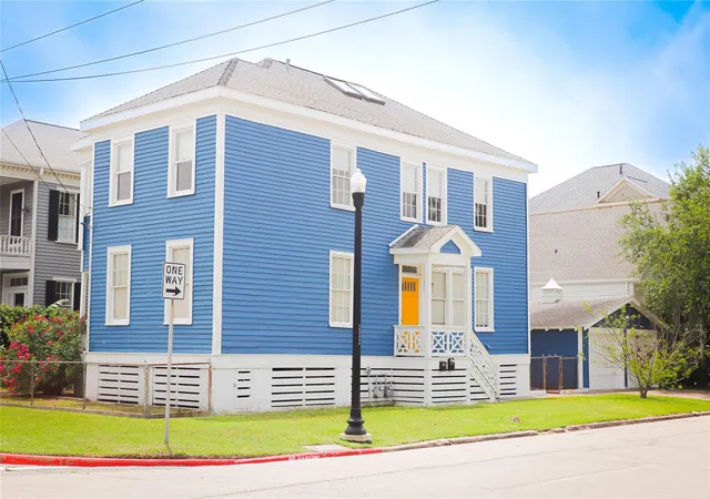 1101-church-st-galveston-tx-77550/hzid_5e96ede2