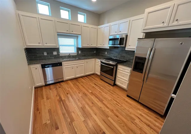 2710-hullsmith-dr-404-houston-tx-77063/hzid_850f200b