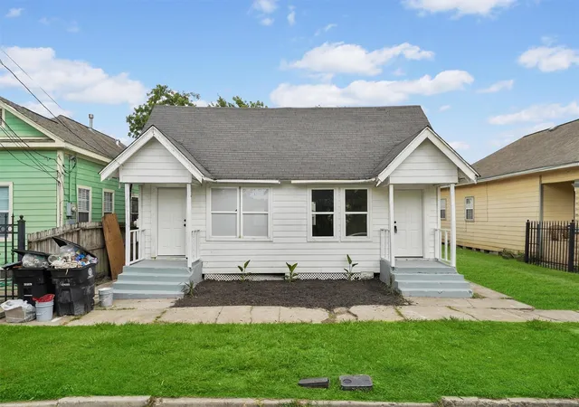 7425-avenue-e-houston-tx-77011/hzid_e720117d