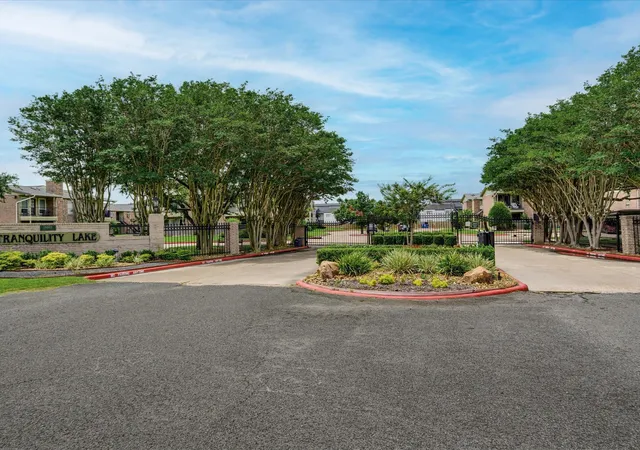 18800-egret-bay-blvd-1605-webster-tx-77058/hzid_8a836803