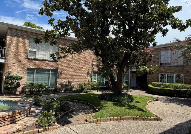 2121-fountain-view-dr-92e-houston-tx-77057/hzid_87908f7f