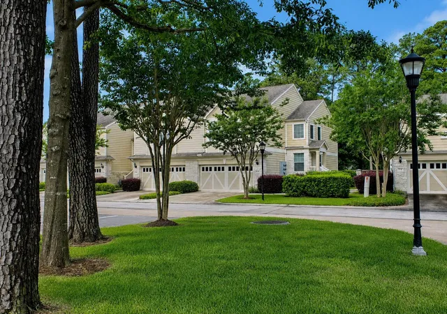 13600-breton-ridge-st-3e-houston-tx-77070/hzid_8775e8e9