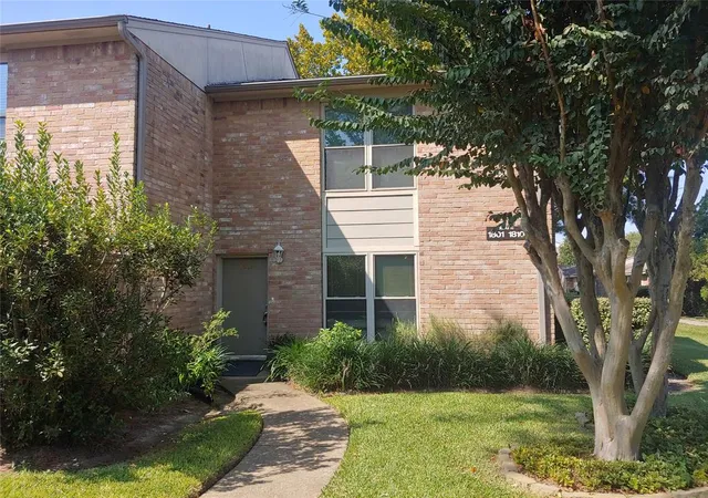8801-hammerly-blvd-1801-houston-tx-77080/hzid_33ed0371