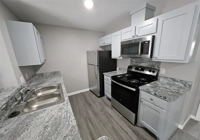12955-woodforest-blvd-68-houston-tx-77015/hzid_2cadd0cb