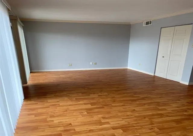 2820-s-bartell-dr-24-houston-tx-77054/hzid_2c013d71