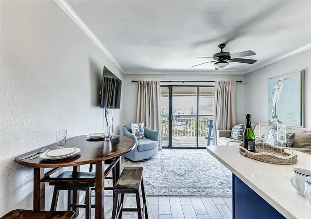 6102-seawall-blvd-262-galveston-tx-77551/hzid_f6f677a7