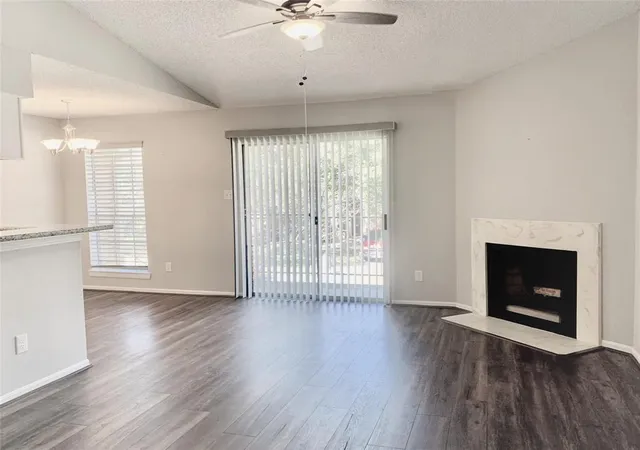 11201-lynbrook-dr-3414-houston-tx-77042/hzid_fa1d54d3