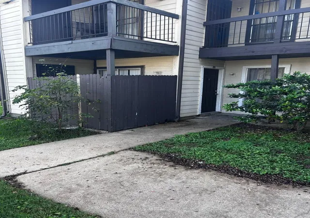 12615-brookglade-cir-407-houston-tx-77099/hzid_71723ecd