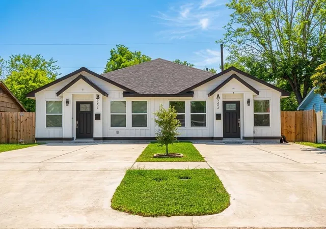 5202-northridge-dr-a-b-houston-tx-77033/hzid_86863b33