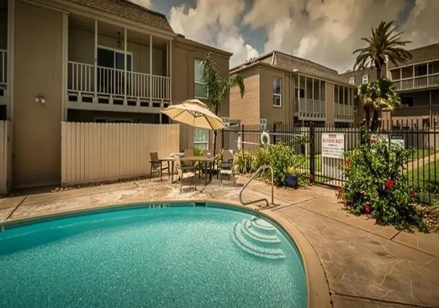 215-postoffice-605-galveston-tx-77550/hzid_f031c524