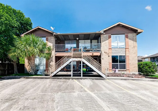 4017-briar-holw-dr-dickinson-tx-77539/hzid_f0b5262c