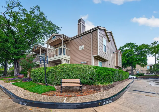 1880-white-oak-dr-143-houston-tx-77009/hzid_024d0a32