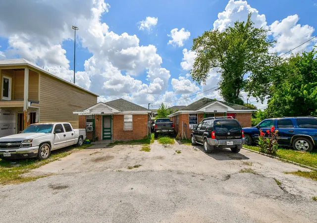 2828-brackenridge-st-houston-tx-77026/hzid_8246f1b0
