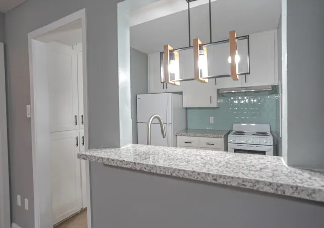 5216-arboles-dr-10-houston-tx-77035/hzid_3c60d55e