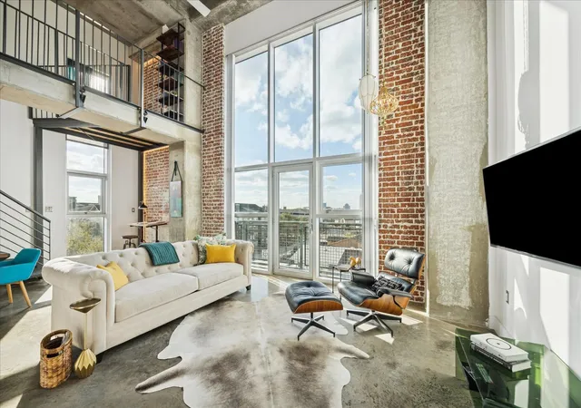 2000-bagby-st-5400-houston-tx-77002/hzid_f42d6a00