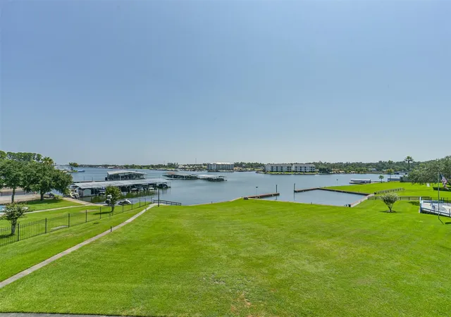 15575-marina-dr-315c-conroe-tx-77356/hzid_42716bbe