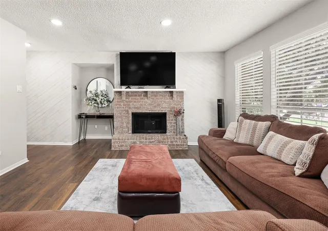 1516-bay-area-blvd-d2-houston-tx-77058/hzid_8adb9cc2
