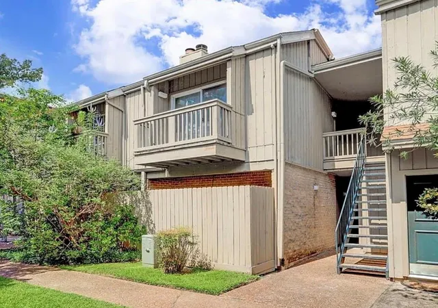 2100-tanglewilde-st-428-houston-tx-77063/hzid_2b7a6893
