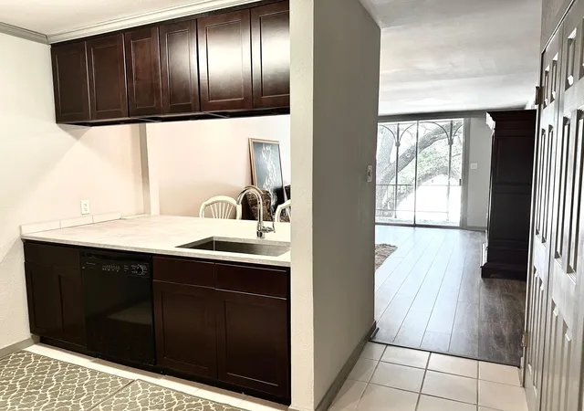 3300-yorktown-st-22-houston-tx-77056/hzid_2ca5f60a